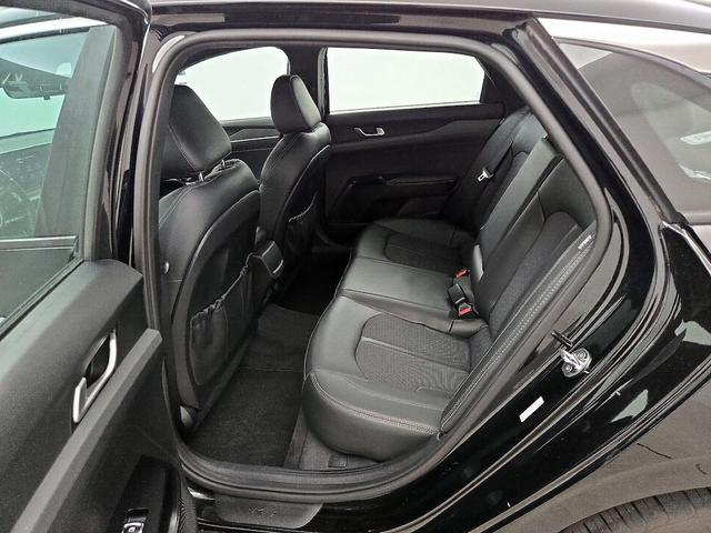 Photo of 2022 Black Kia K5