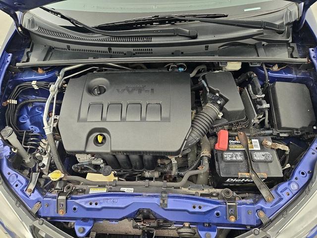 Photo of 2015 Blue Toyota Corolla