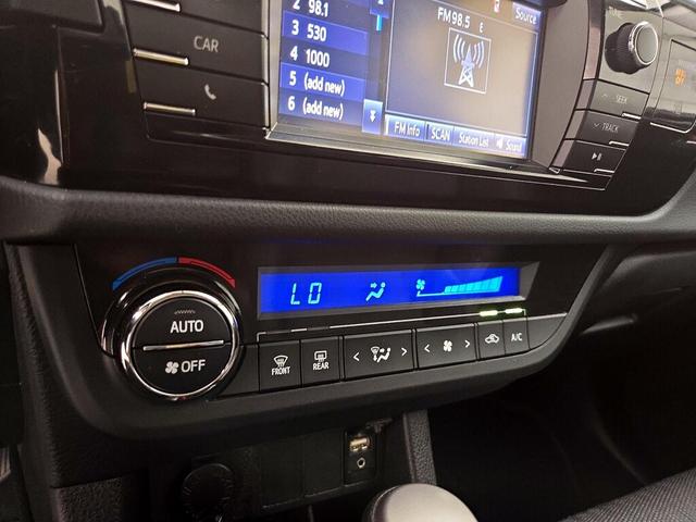Photo of 2015 Blue Toyota Corolla