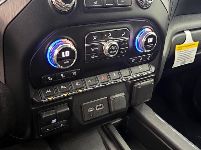 Photo of 2019 Black GMC Sierra 1500