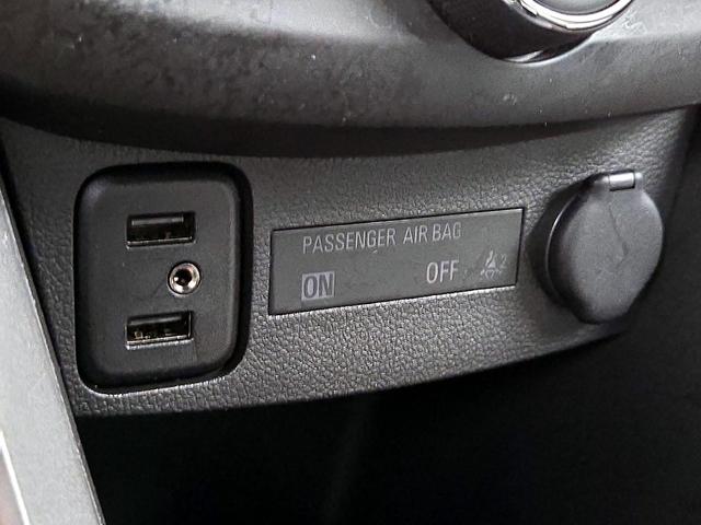 Photo of 2022 White Chevrolet Trax