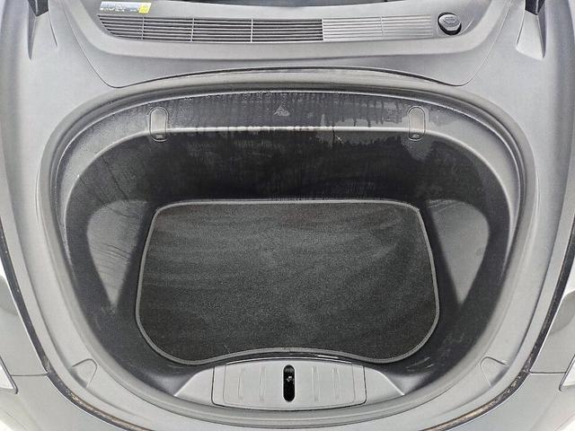 Photo of 2018 Black Tesla Model 3