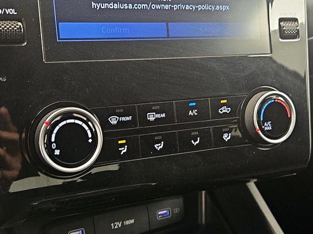 Photo of 2023 Tan Hyundai SANTA CRUZ