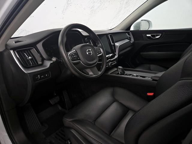 Photo of 2020 White Volvo XC60 Recharge Plug-In Hybrid