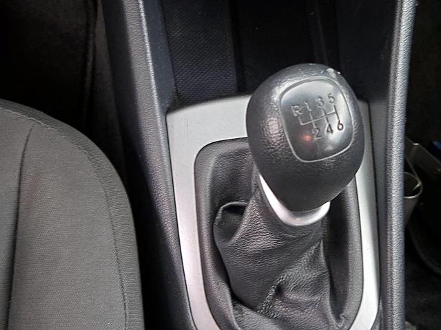 Photo of 2015 Silver Kia Rio