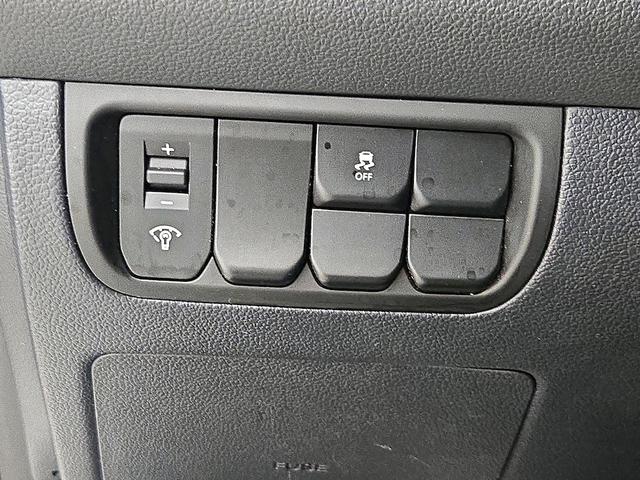 Photo of 2015 Silver Kia Rio