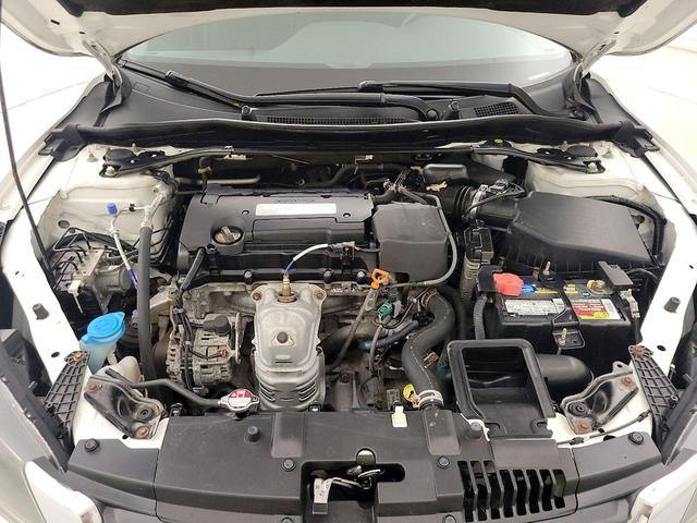 Photo of 2015 White Honda Accord