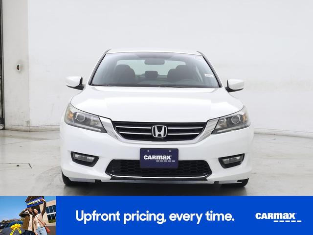 Photo of 2015 White Honda Accord