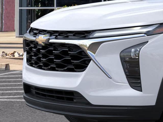 Photo of 2025 White Chevrolet Trax