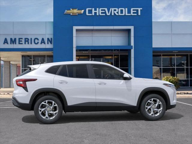 Photo of 2025 White Chevrolet Trax