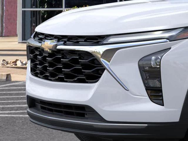 Photo of 2026 Summit White Chevrolet Trax