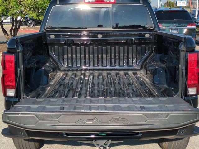 Photo of 2023 Black Chevrolet Colorado