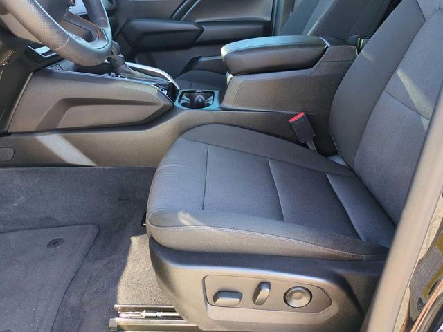 Photo of 2023 Black Chevrolet Colorado