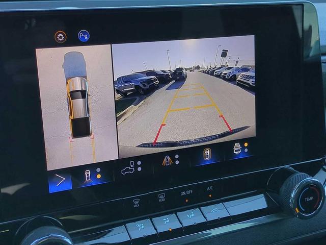 Photo of 2023 Black Chevrolet Colorado