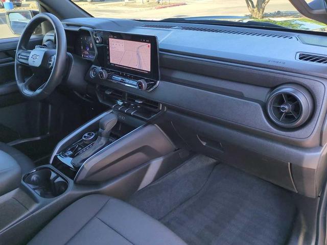 Photo of 2023 Black Chevrolet Colorado