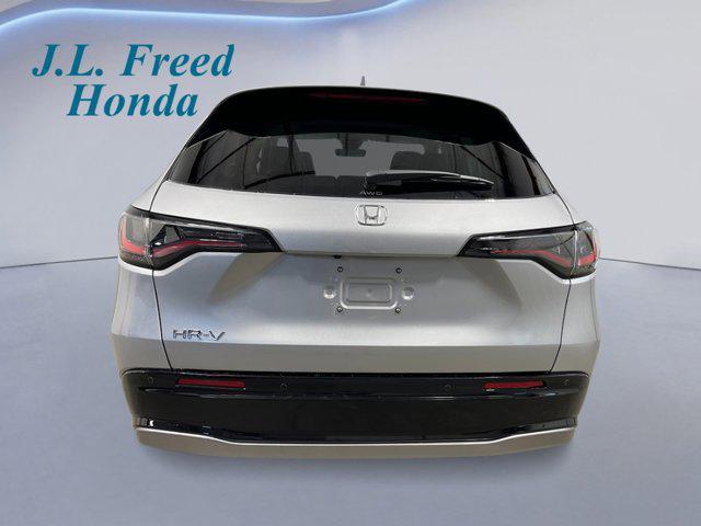 Photo of 2026 Solar Silver Metallic Honda HR-V