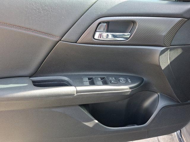 Photo of 2017 Lunar Silver Metallic Honda Accord