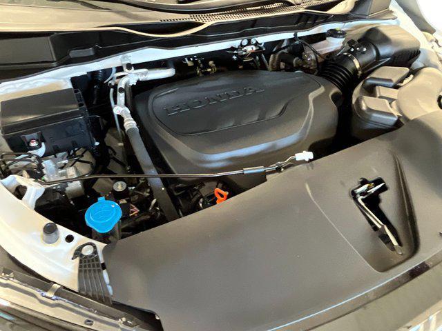 Photo of 2026 Platinum White Pearl Honda Odyssey