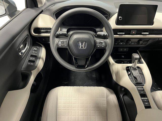 Photo of 2026 Platinum White Pearl Honda HR-V