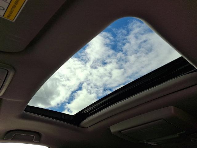 Photo of 2022 Modern Steel Metallic Honda Pilot