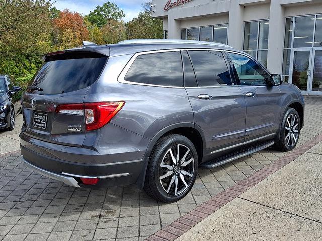 Photo of 2022 Modern Steel Metallic Honda Pilot