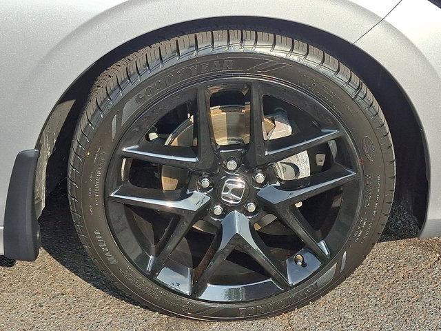 Photo of 2023 Lunar Silver Metallic Honda Civic