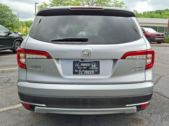 Photo of 2022 Lunar Silver Metallic Honda Pilot