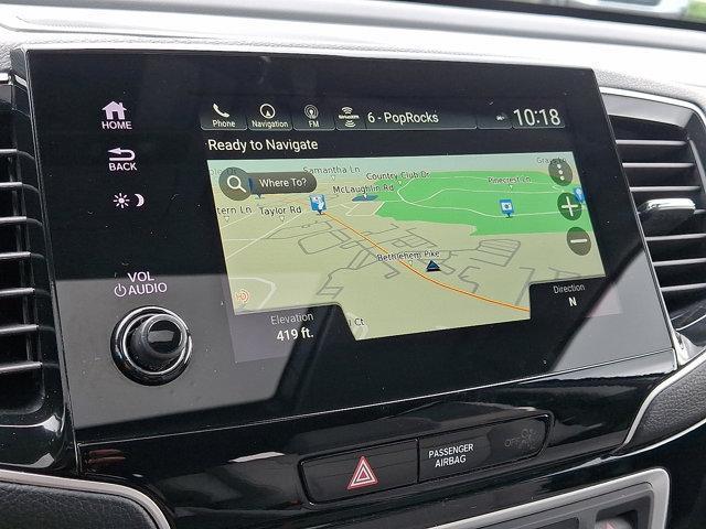 Photo of 2022 Lunar Silver Metallic Honda Pilot
