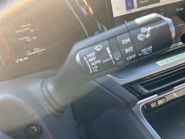 Photo of 2025 Pearl Lexus TX 350