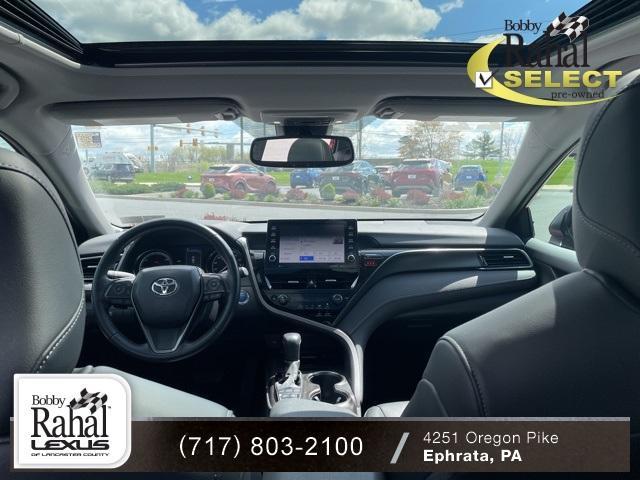Photo of 2022 Red Toyota Camry Hybrid