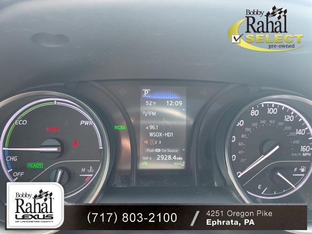 Photo of 2022 Red Toyota Camry Hybrid