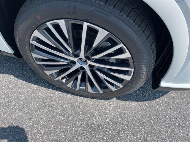 Photo of 2025 Lexus RX 350