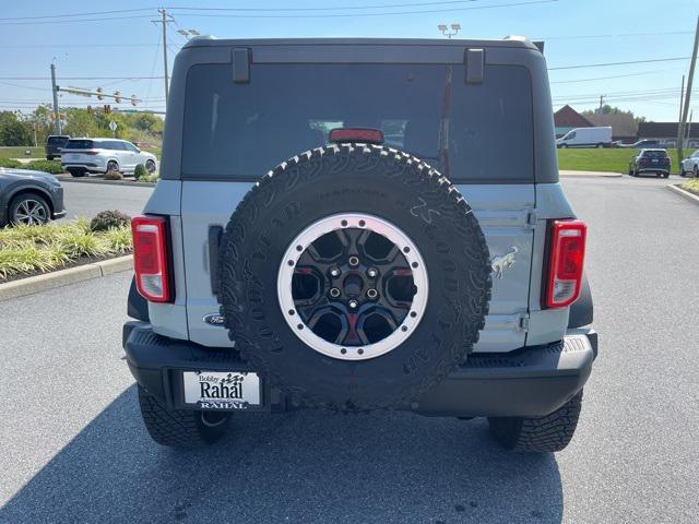 Photo of 2023 Cactus Gray Ford Bronco