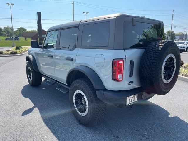 Photo of 2023 Cactus Gray Ford Bronco