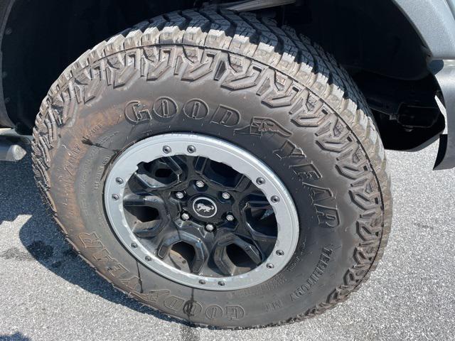 Photo of 2023 Cactus Gray Ford Bronco