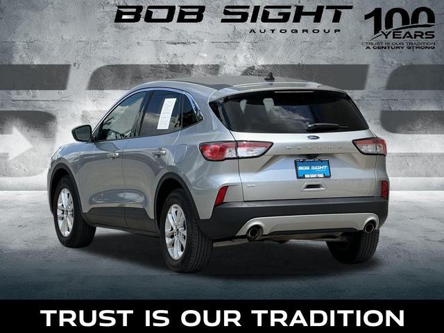 Photo of 2022 Iconic Silver Metallic Ford Escape