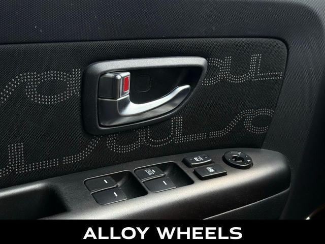 Photo of 2013 Molten Kia Soul