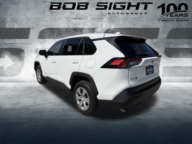 Photo of 2022 White Toyota RAV4