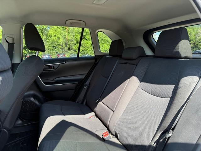 Photo of 2022 White Toyota RAV4