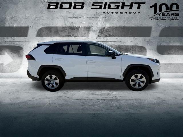 Photo of 2022 White Toyota RAV4