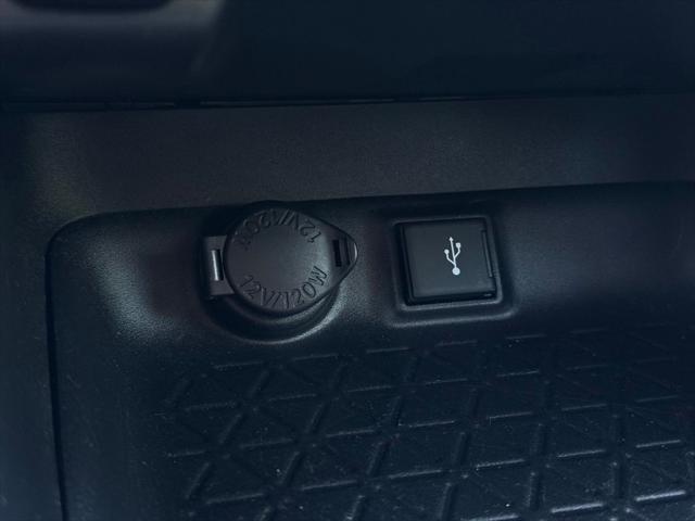 Photo of 2022 White Toyota RAV4
