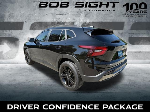 Photo of 2025 Mosaic Black Metallic Chevrolet Trax