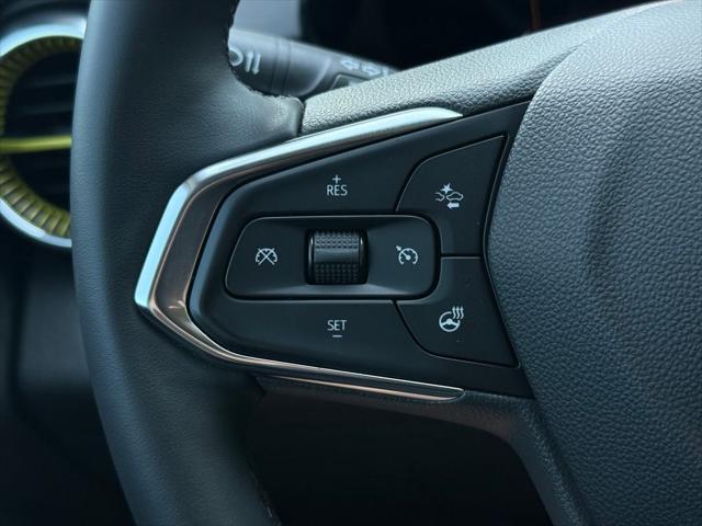 Photo of 2025 Mosaic Black Metallic Chevrolet Trax