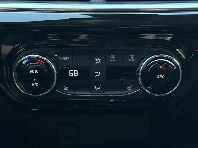Photo of 2025 Mosaic Black Metallic Chevrolet Trax