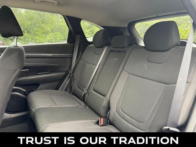 Photo of 2022 Shimmering Silver Hyundai TUCSON