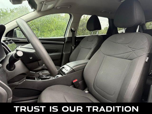 Photo of 2022 Shimmering Silver Hyundai TUCSON