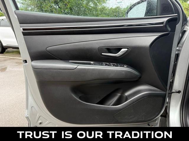 Photo of 2022 Shimmering Silver Hyundai TUCSON