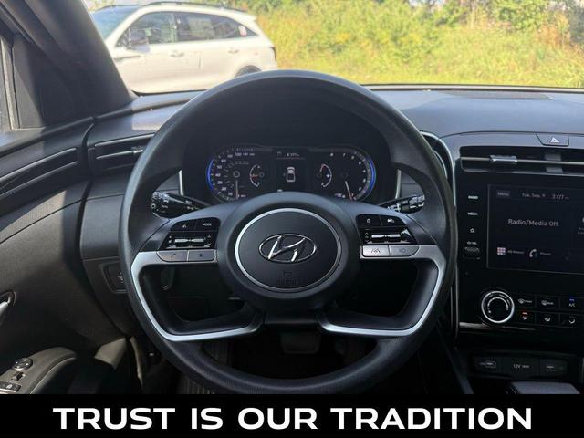 Photo of 2023 Hampton Gray Hyundai SANTA CRUZ