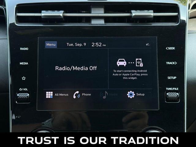 Photo of 2023 Hampton Gray Hyundai SANTA CRUZ