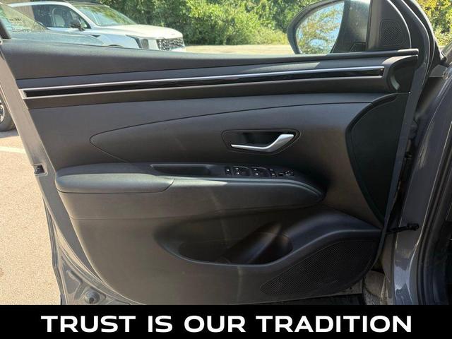 Photo of 2023 Hampton Gray Hyundai SANTA CRUZ